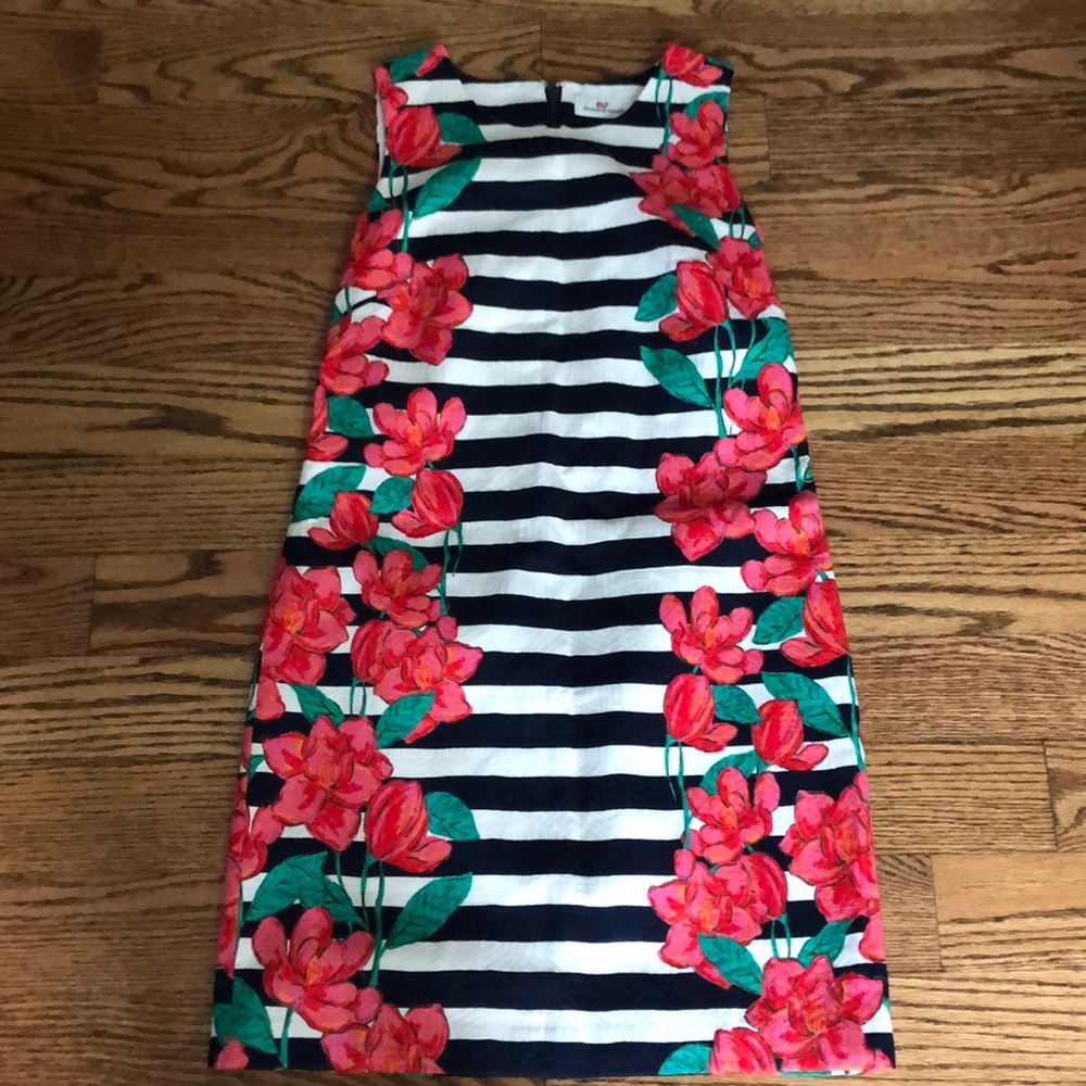 Vineyard vines striped flower dress